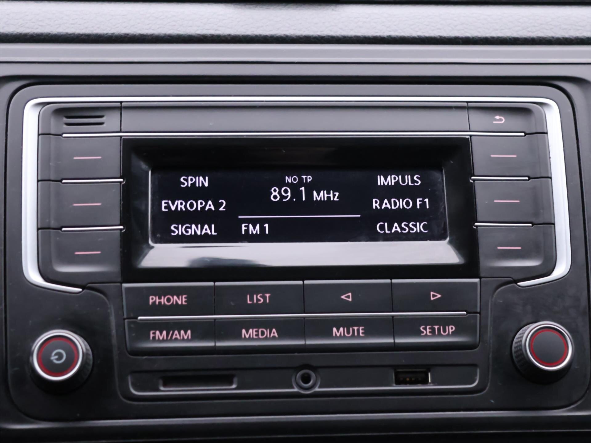 Volkswagen Transporter Kombi 2,0 l 110 kw