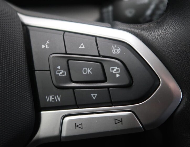 Volkswagen Golf Kombi 1,5 l 96 kw