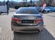 Toyota Corolla Sedan / Limuzína 1,6 l 97 kw