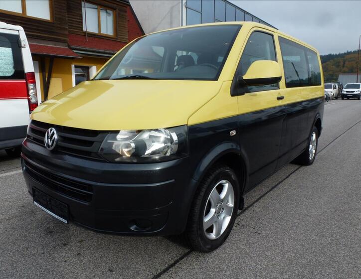 Volkswagen Caravelle 2