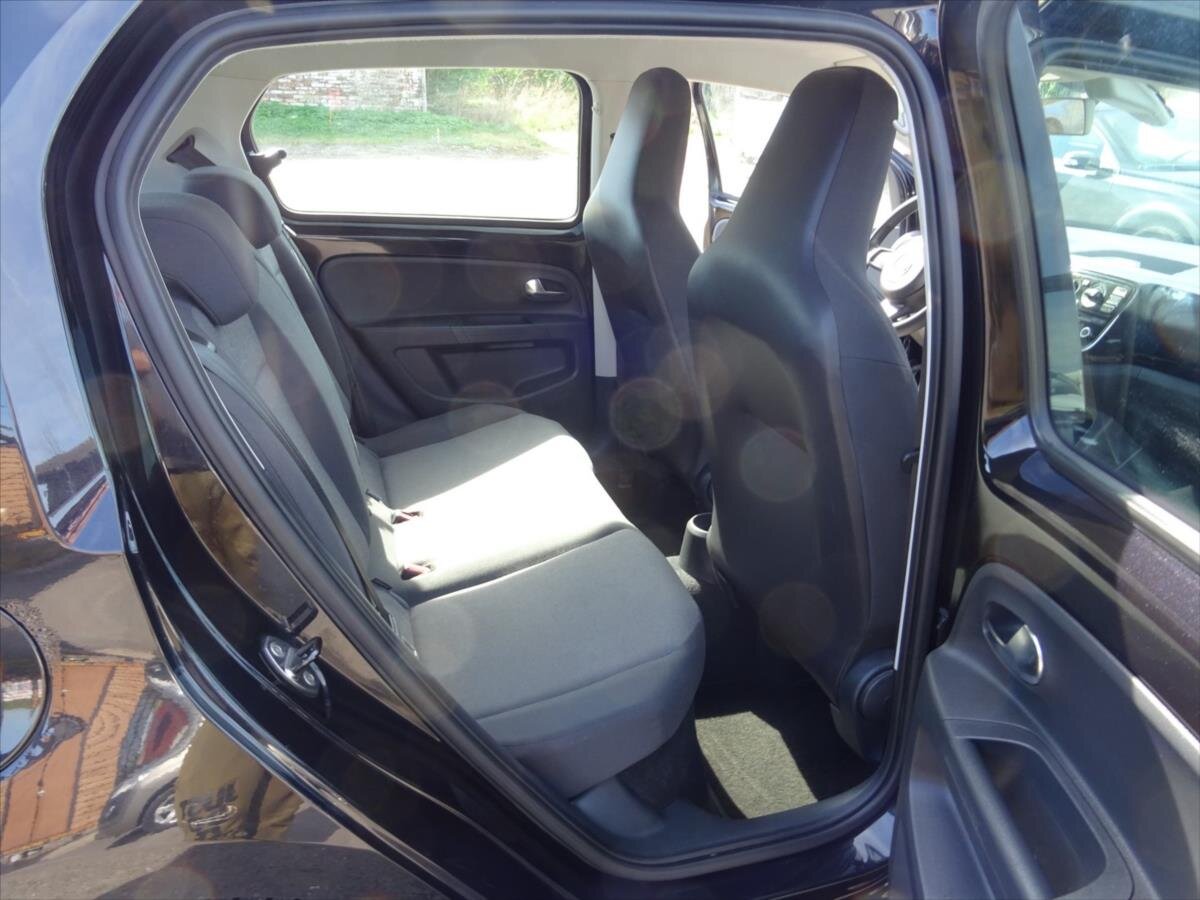 Volkswagen up! Hatchback 999,0 44 kw