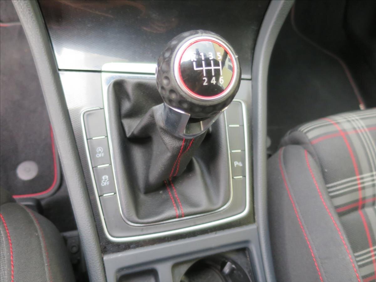 Volkswagen Golf Hatchback 2,0 l 162 kw