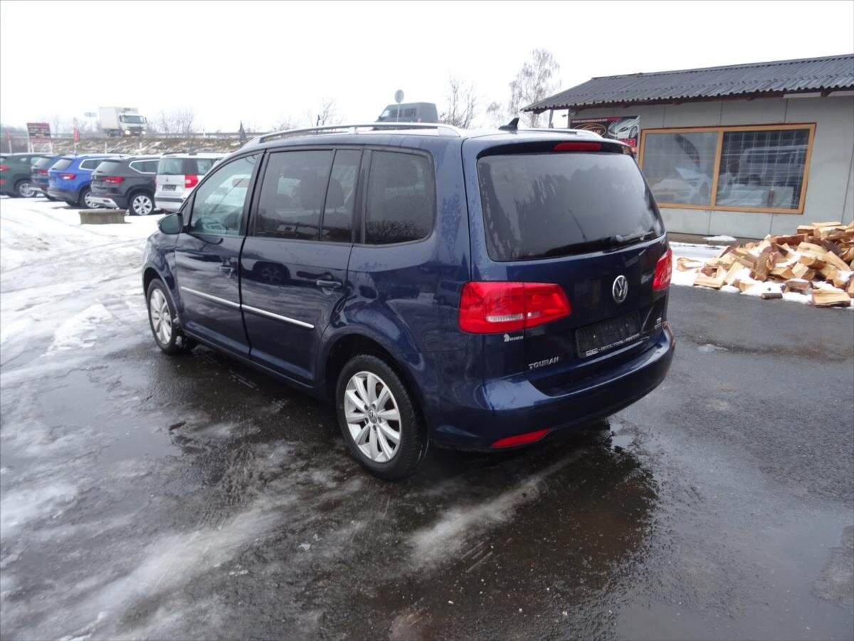 Volkswagen Touran MPV 1,2 l 77 kw
