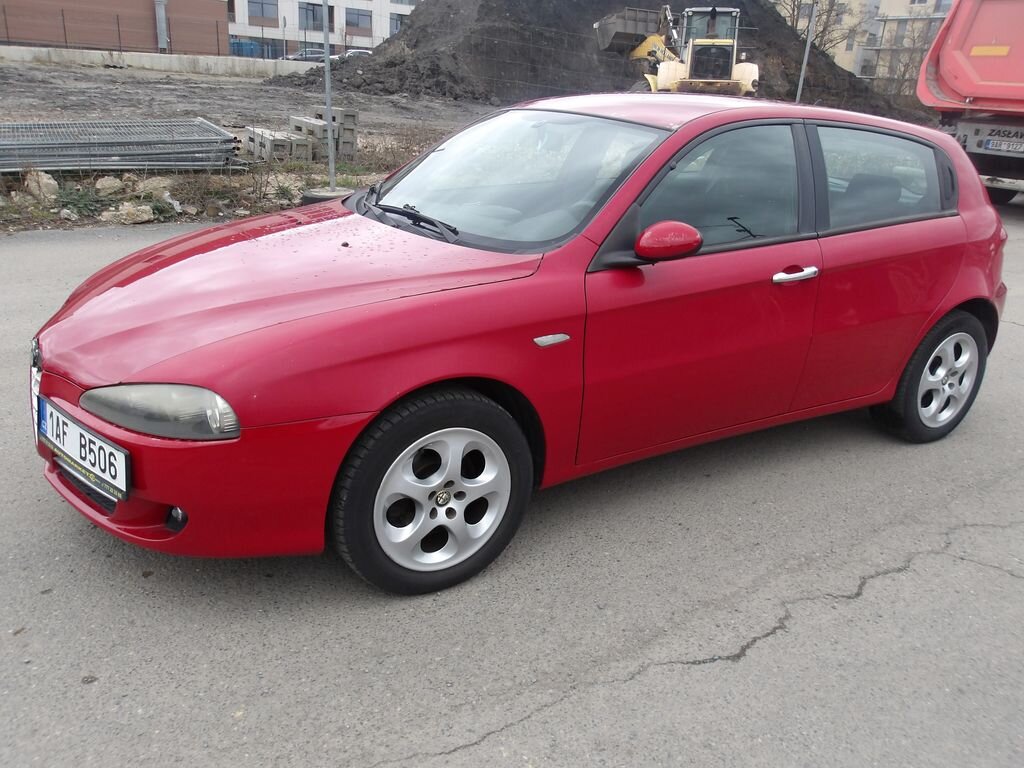 Alfa Romeo 147 Hatchback 1,6 l 77 kw