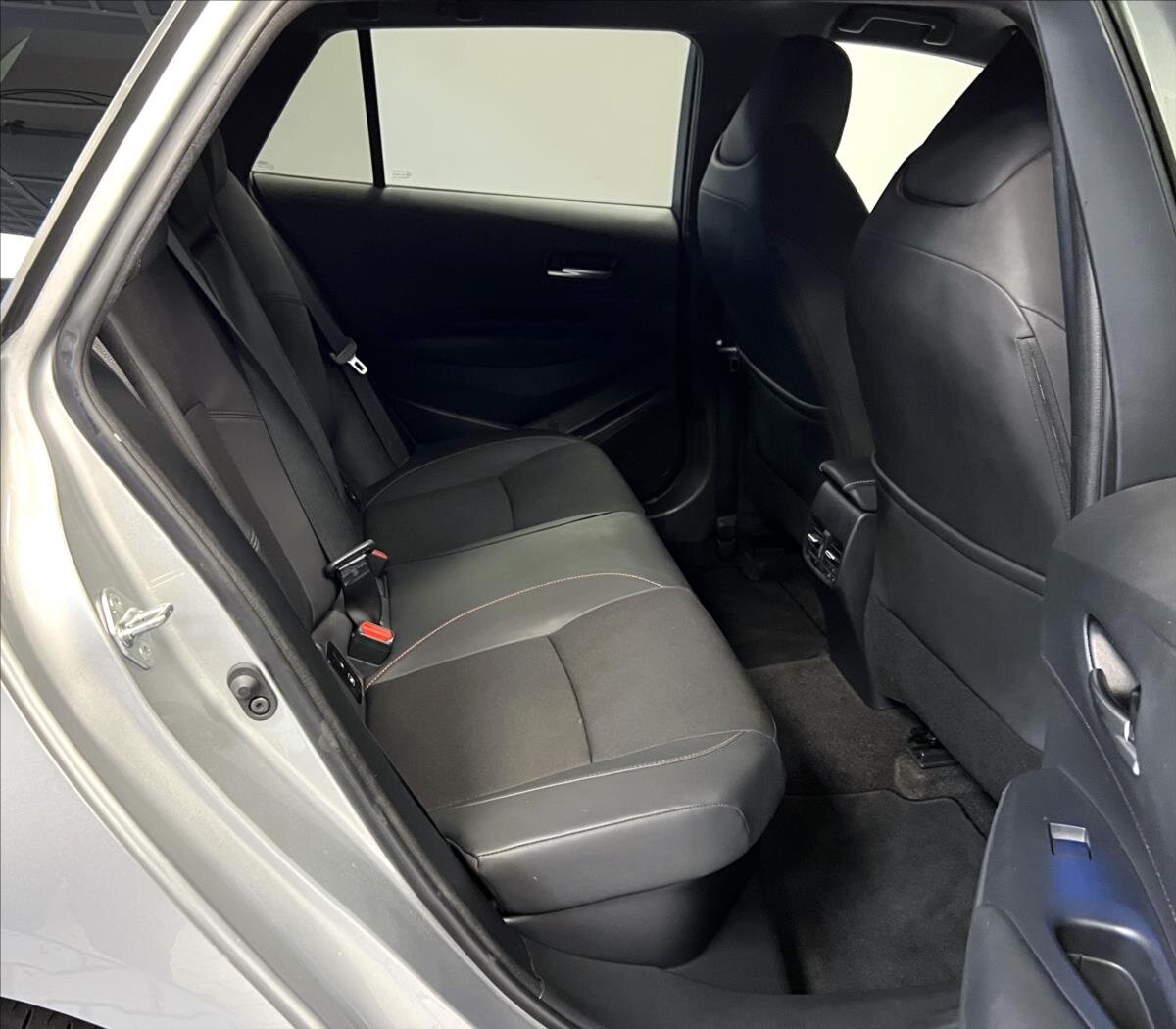 Toyota Corolla Kombi 2,0 l 112 kw