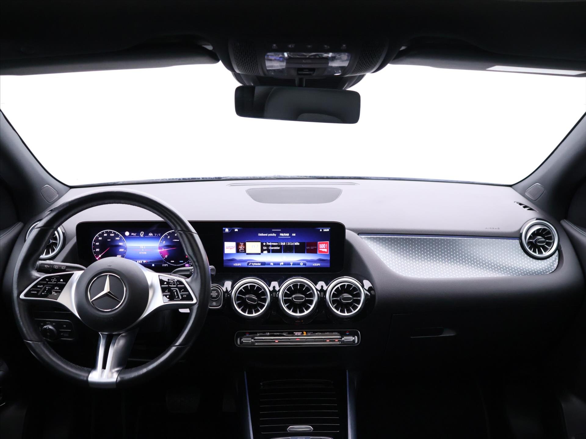 Mercedes-Benz GLA SUV / Terénní 2,0 l 165 kw