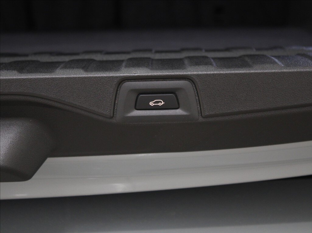 BMW X5 SUV / Terénní 3,0 l 210 kw