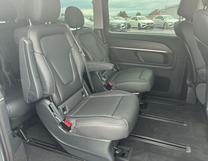 Mercedes-Benz Třídy V 7