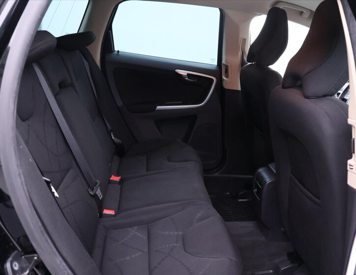 Volvo XC60 SUV / Terénní 2,4 l 120 kw