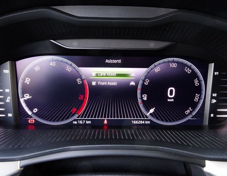 Škoda Kamiq SUV / Terénní 1,5 l 110 kw