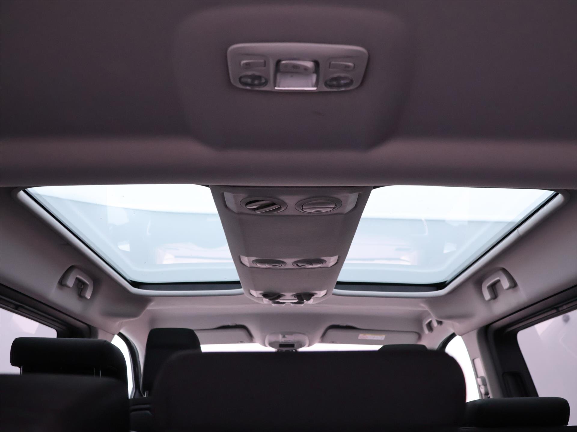 Citroën SpaceTourer Kombi 2,0 l 130 kw