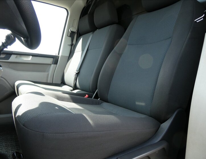 Volkswagen Transporter Skříň 2,0 l 75 kw