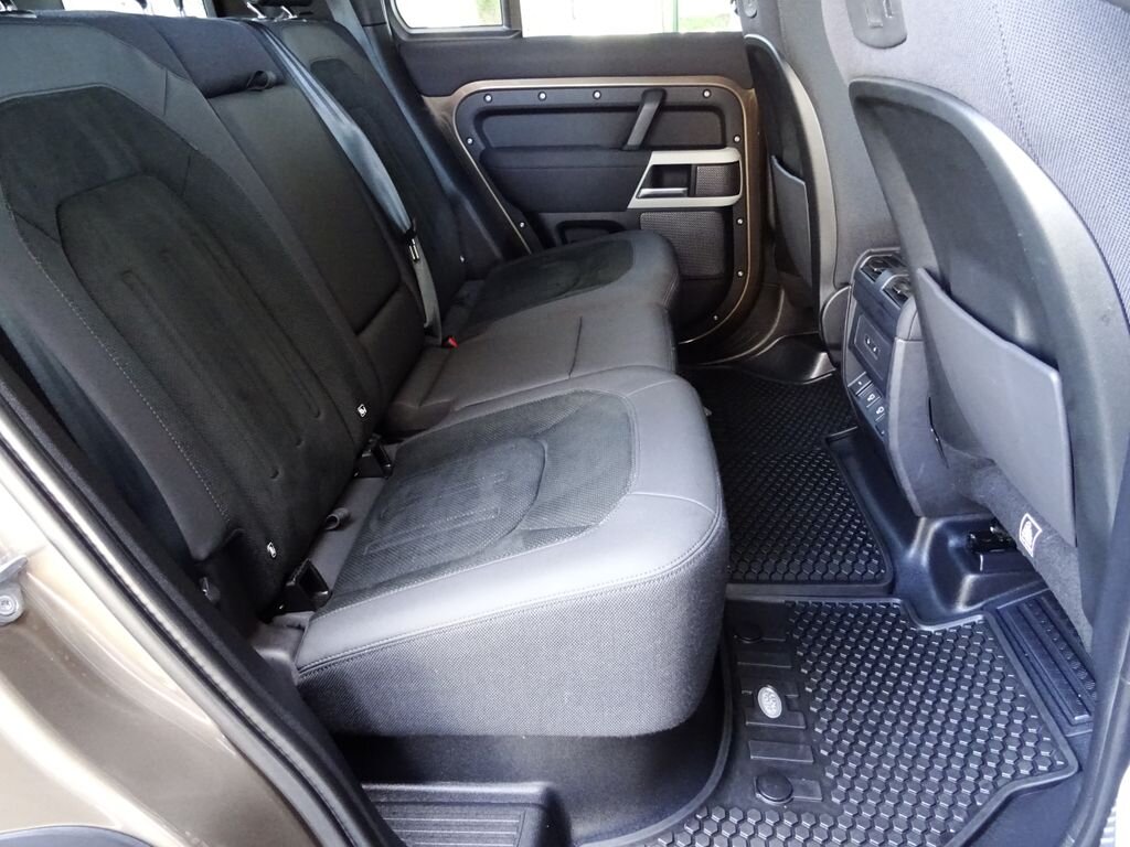 Land Rover Defender SUV / Terénní 3,0 l 221 kw