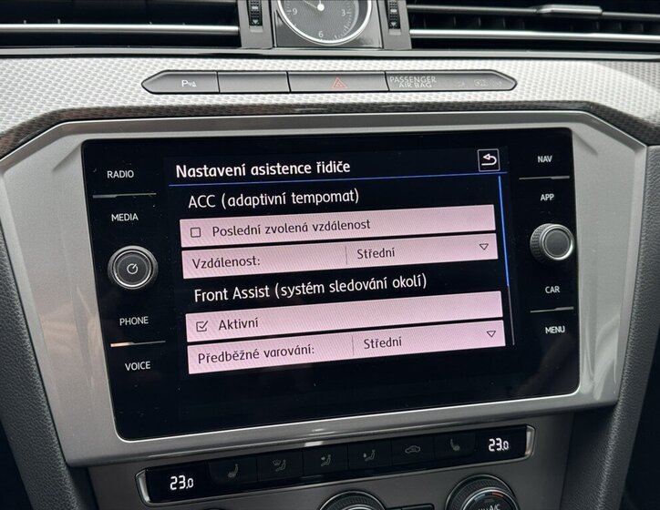 Volkswagen Passat Kombi 2,0 l 140 kw