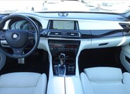 BMW Řada 7 28