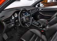 Porsche Macan 11