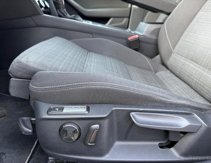 Volkswagen Passat Kombi 2,0 l 140 kw