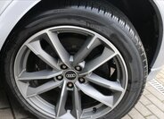 Audi Q3 SUV 2,3 l 137 kw