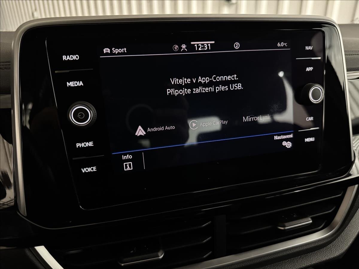 Volkswagen T-Roc MPV 2,0 l 110 kw