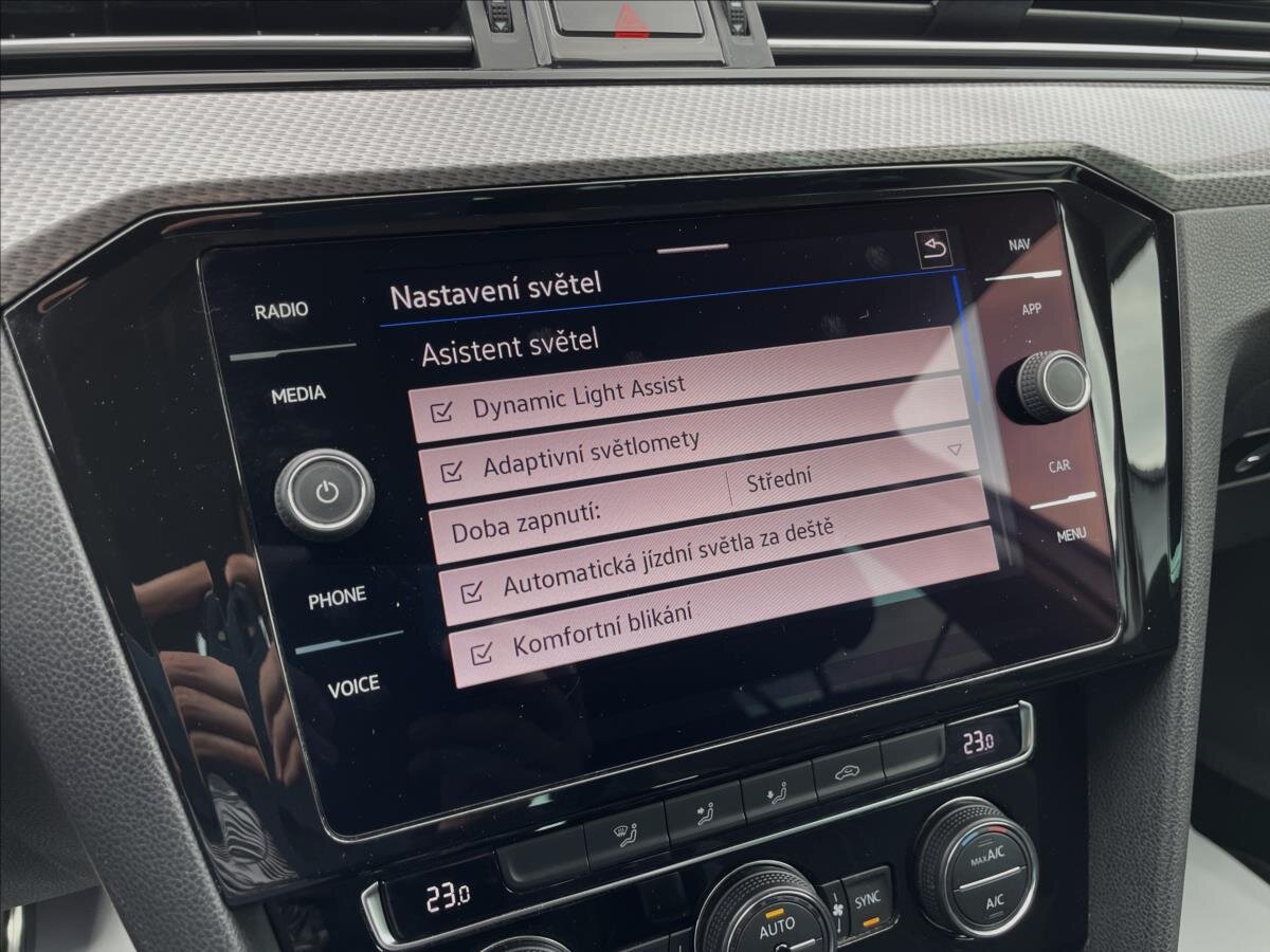 Volkswagen Passat Kombi 2,0 l 140 kw