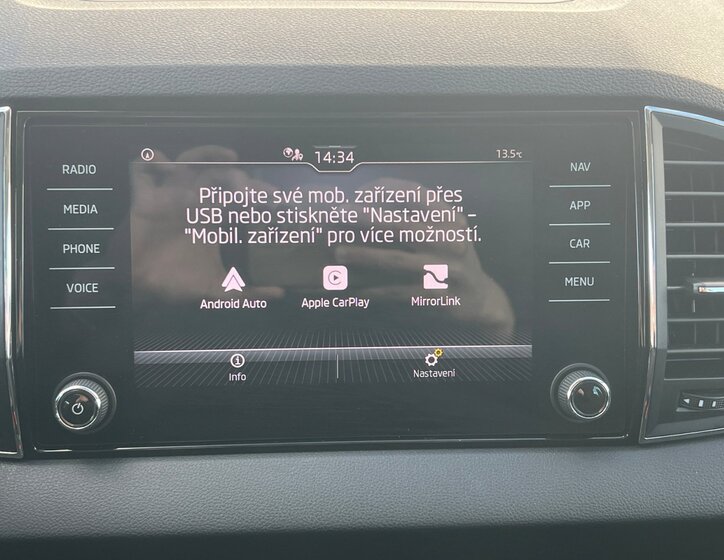 Škoda Karoq SUV / Terénní 1,5 l 110 kw