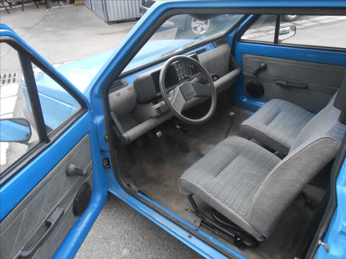 Seat Marbella Hatchback 843,0 25 kw