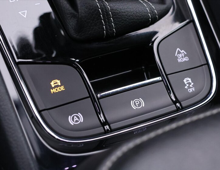 Škoda Karoq SUV 2,0 l 140 kw