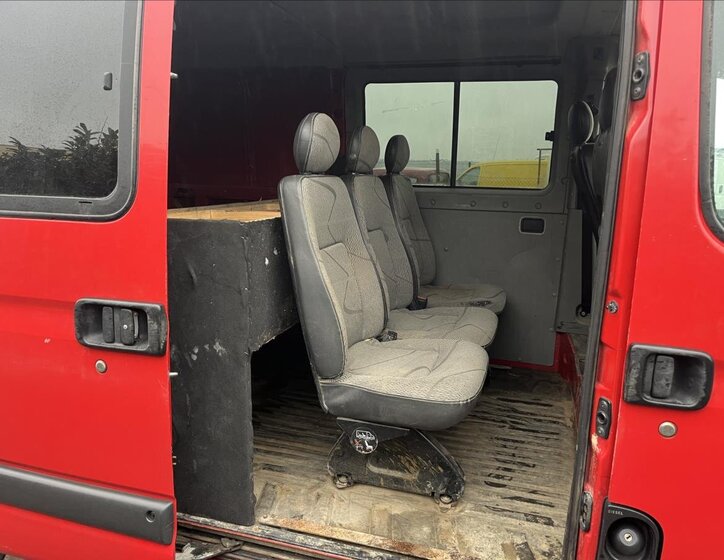 Renault Master Skříň 2,5 l 74 kw