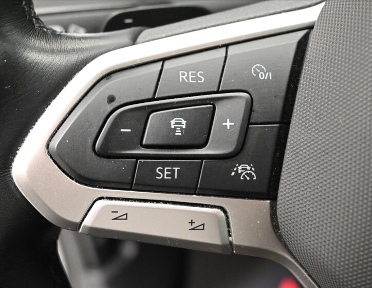 Volkswagen Passat Kombi 2,0 l 110 kw