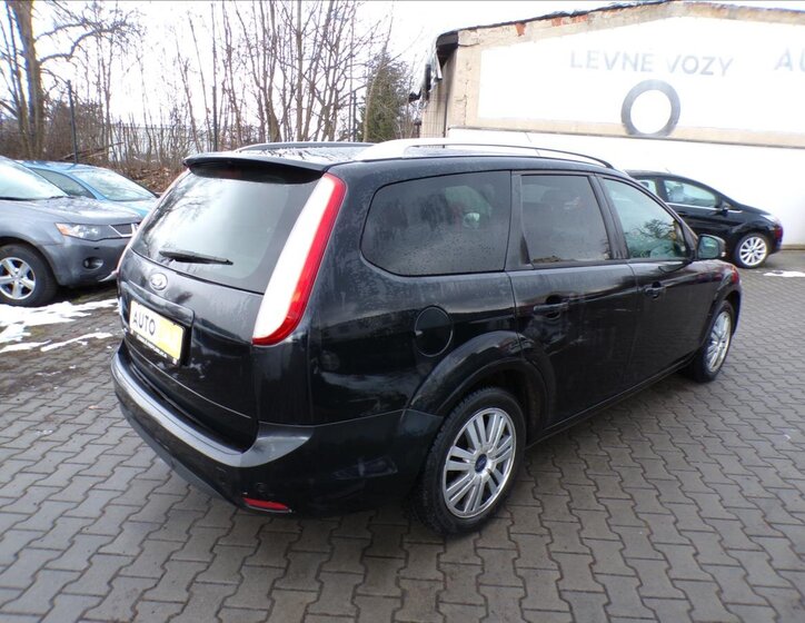 Ford Focus Kombi 1,6 l 74 kw