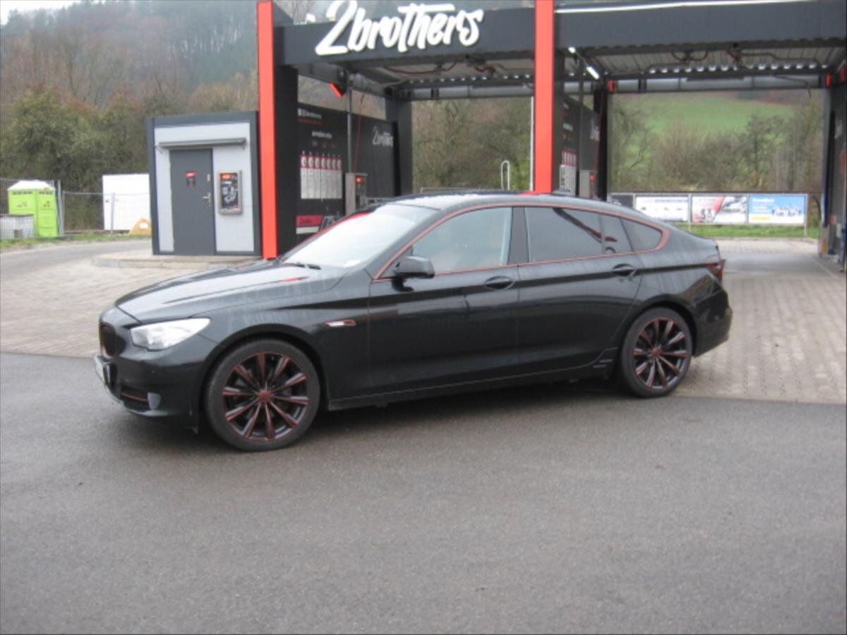 BMW Řada 5 Sedan 3,0 l 225 kw