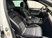 Volkswagen Passat 24