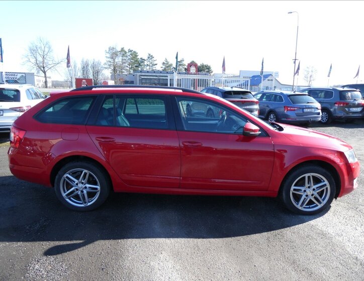 Škoda Octavia Kombi 1,6 l 77 kw