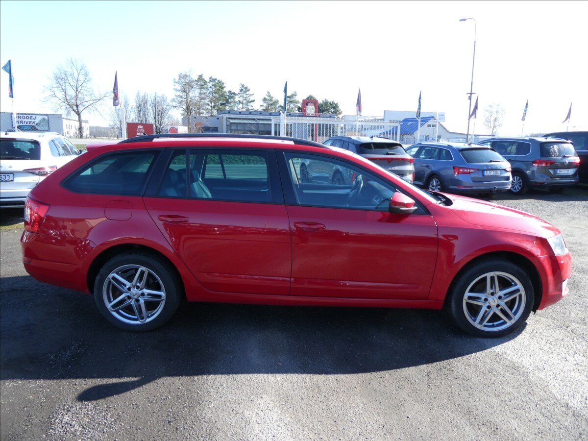 Škoda Octavia Kombi 1,6 l 77 kw