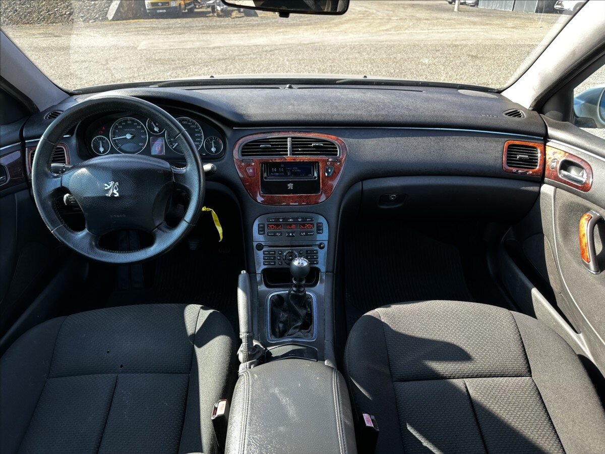Peugeot 607 Sedan / Limuzína 2,0 l 100 kw