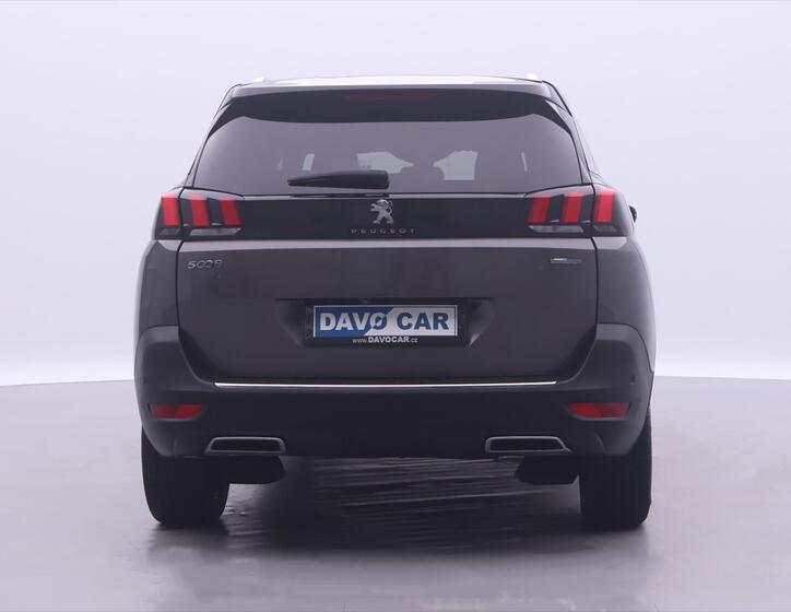 Peugeot 5008 6