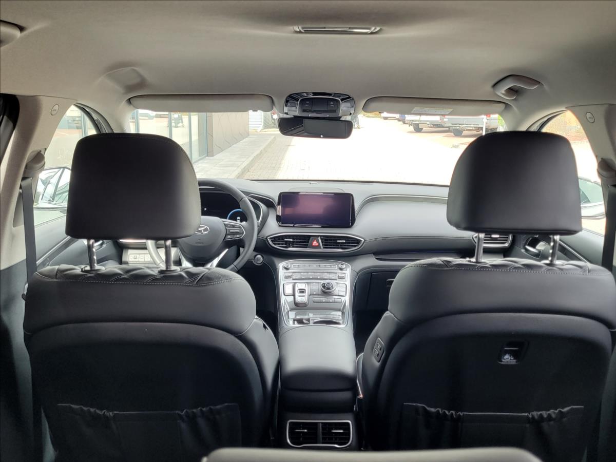 Hyundai Santa Fe SUV 1,6 l 195 kw