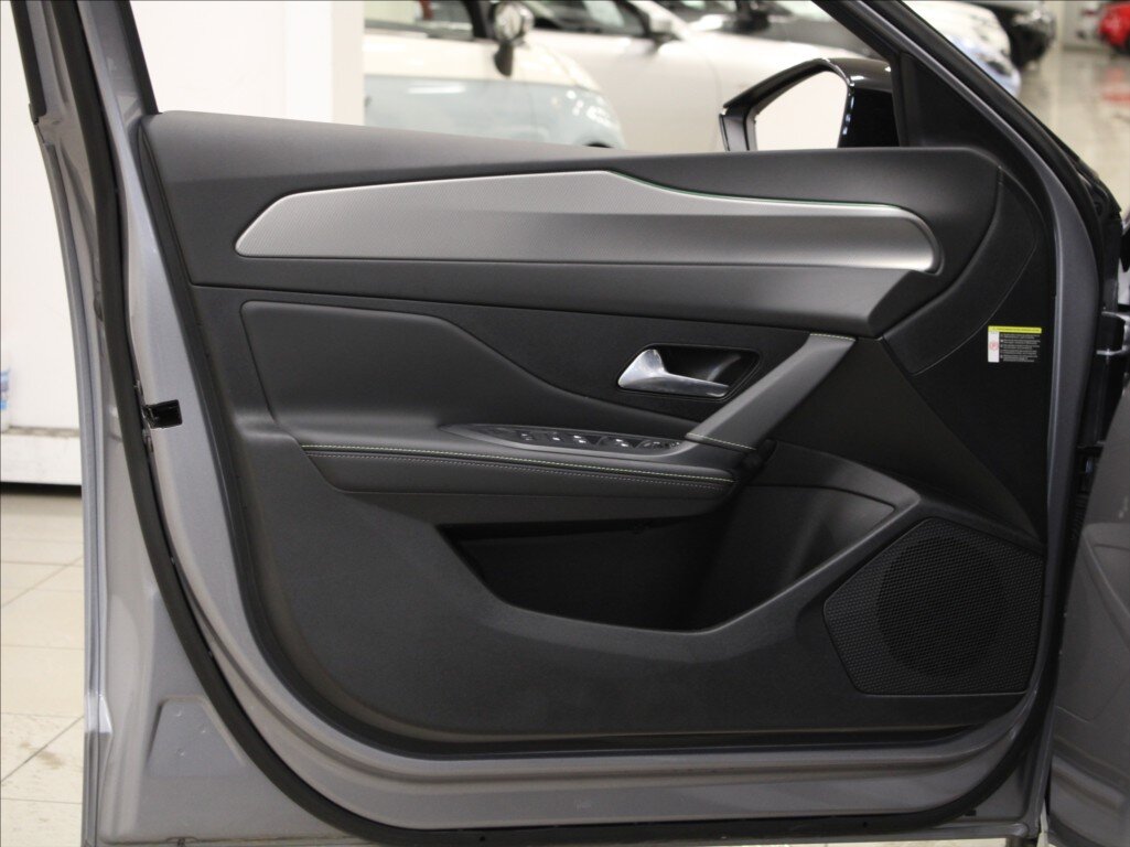 Peugeot 308 Kombi 1,2 l 96 kw