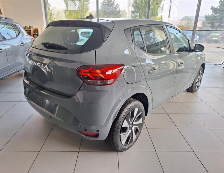 Dacia Sandero Hatchback 999,0 74 kw