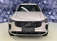 Volvo XC90 SUV / Terénní 2,0 l 335 kw