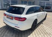 Mercedes-Benz Třídy E 9