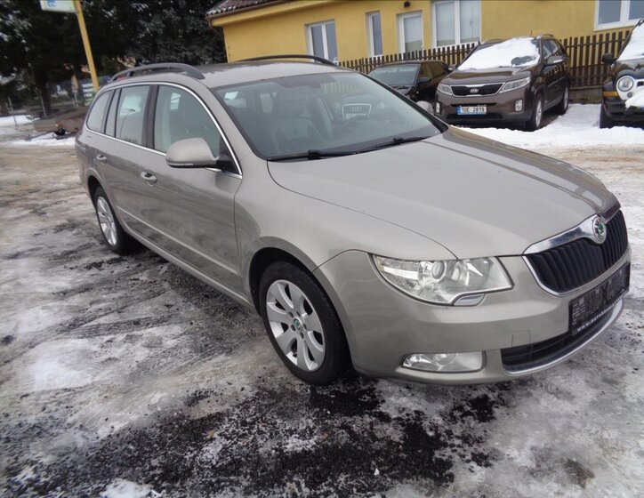 Škoda Superb Kombi 1,6 l 77 kw
