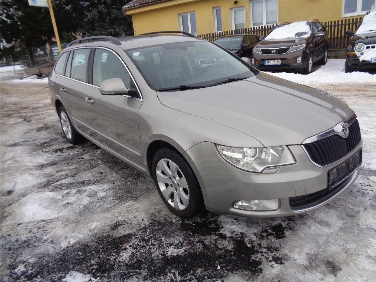 Škoda Superb Kombi 1,6 l 77 kw