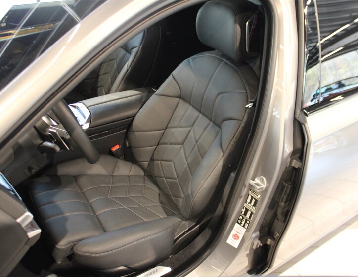 BMW Řada 7 Ostatní 3,0 l 210 kw