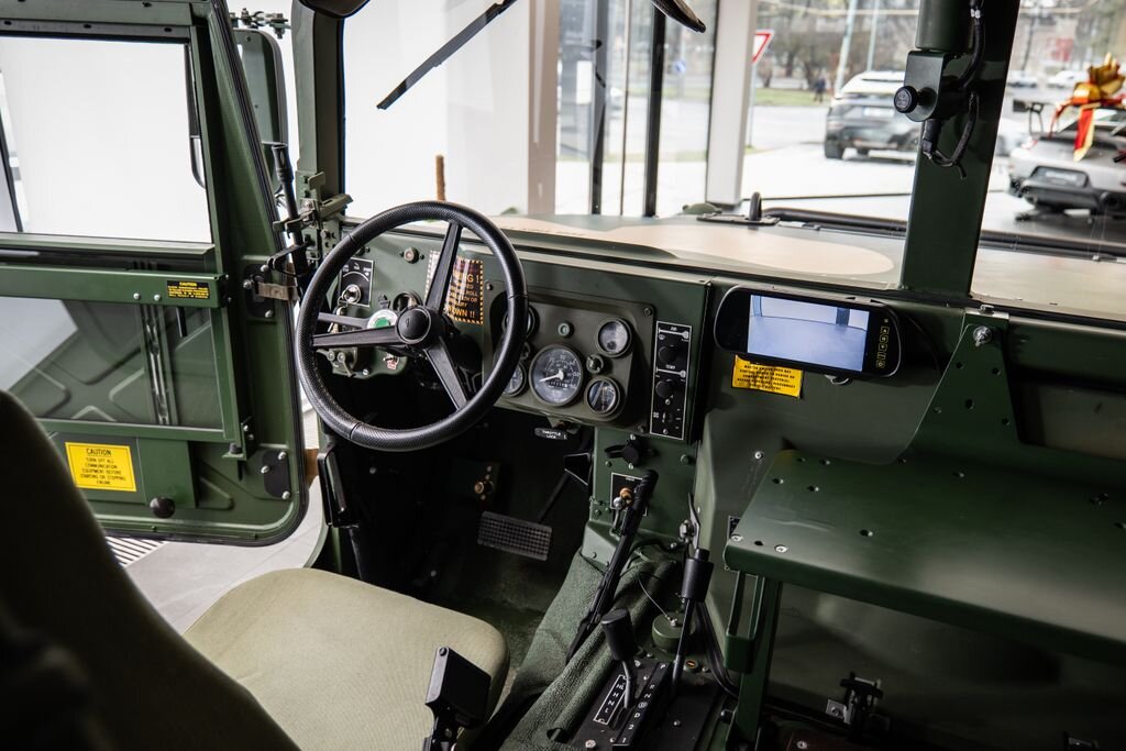 Hummer H1 SUV / Terénní 6,2 l 110 kw