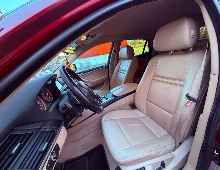 BMW X6 13