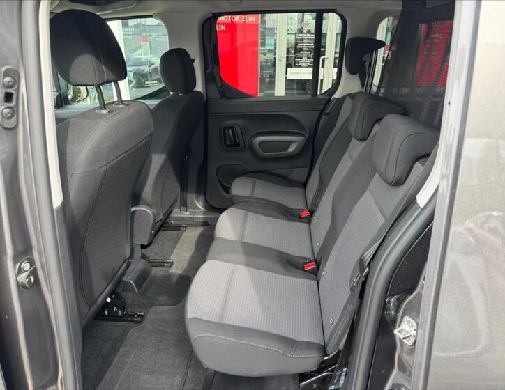 Toyota ProAce City Verso 13