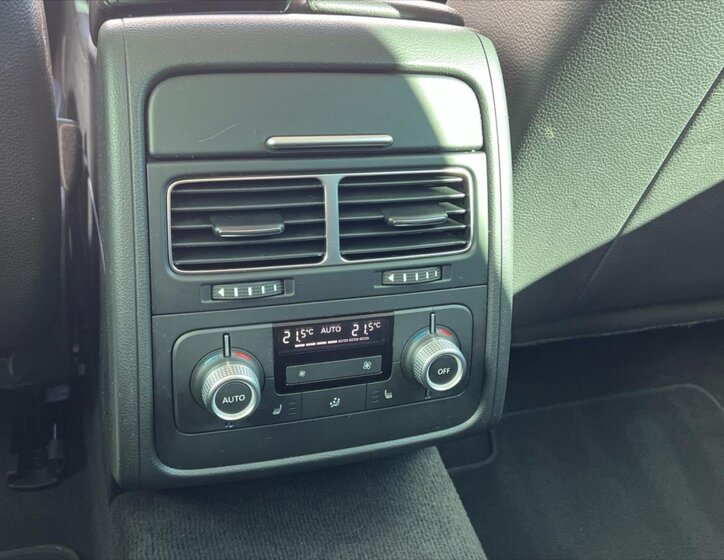 Volkswagen Touareg Kombi 3,0 l 193 kw