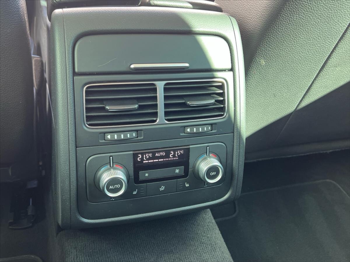 Volkswagen Touareg Kombi 3,0 l 193 kw