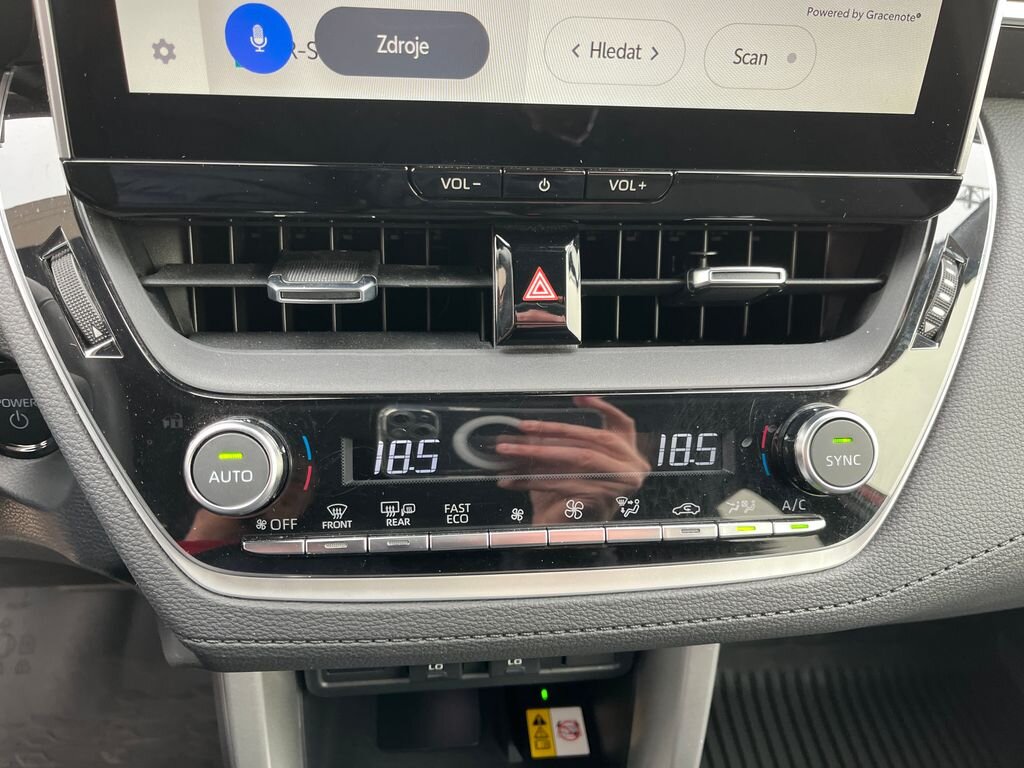 Toyota Corolla Cross SUV / Terénní 1,8 l 72 kw